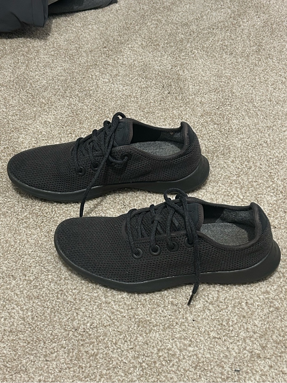 Men’s Allbirds Tree Runners Dark Gray Size 10 - Picture 2 of 4